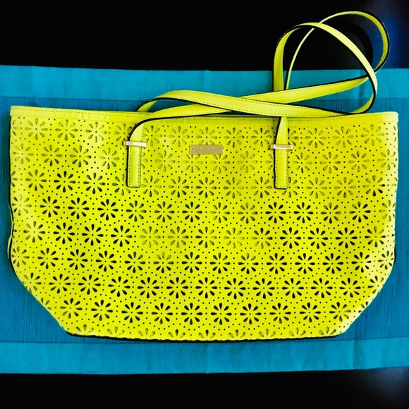 kate spade Handbags - Kate Spade Lime-Green Floral Shoulder Bag